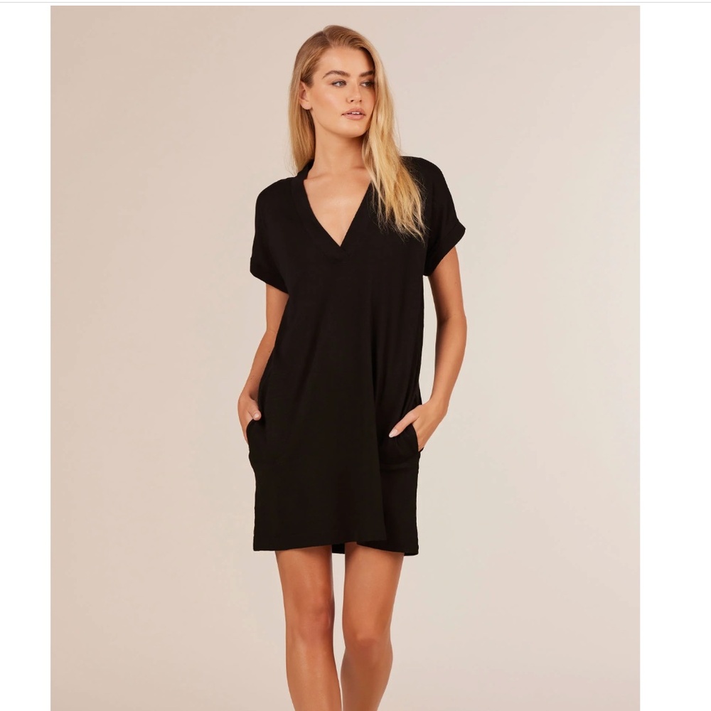 Bobi Los Angeles Rolled Cuff T-Shirt Dress in Black, size Large
